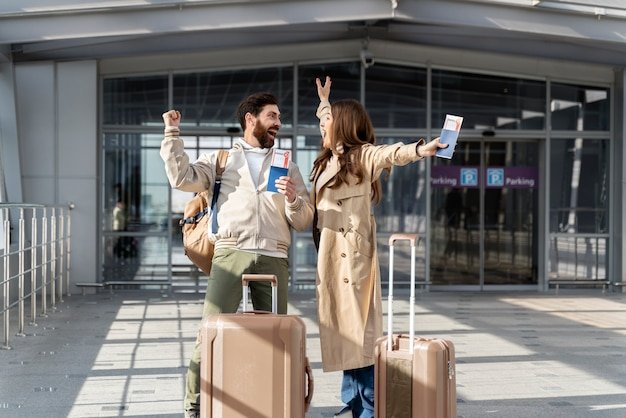 CAN COUPLES TRAVEL MORE AFFORDABLY?